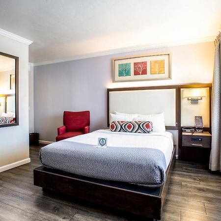 The Palo Alto Inn Bagian luar foto