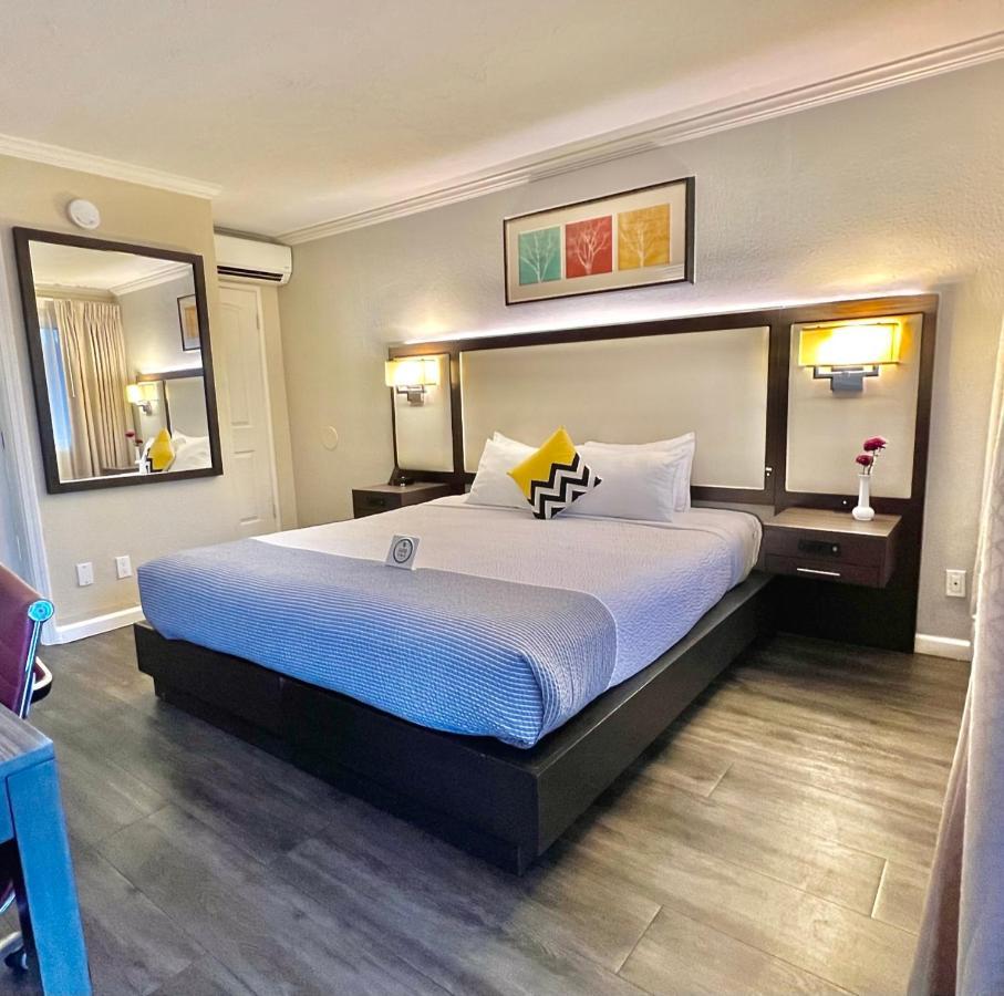 The Palo Alto Inn Bagian luar foto