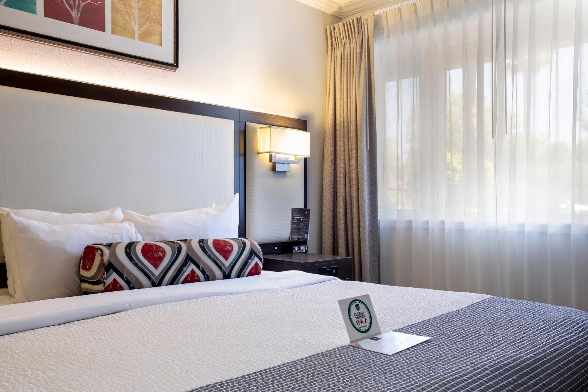 The Palo Alto Inn Bagian luar foto